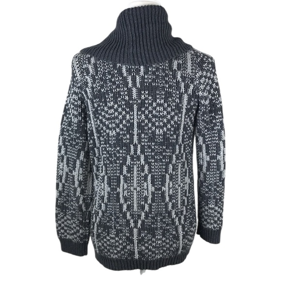 Talbots Grey Pattern Cardigan Size MP - Picture 4 of 4